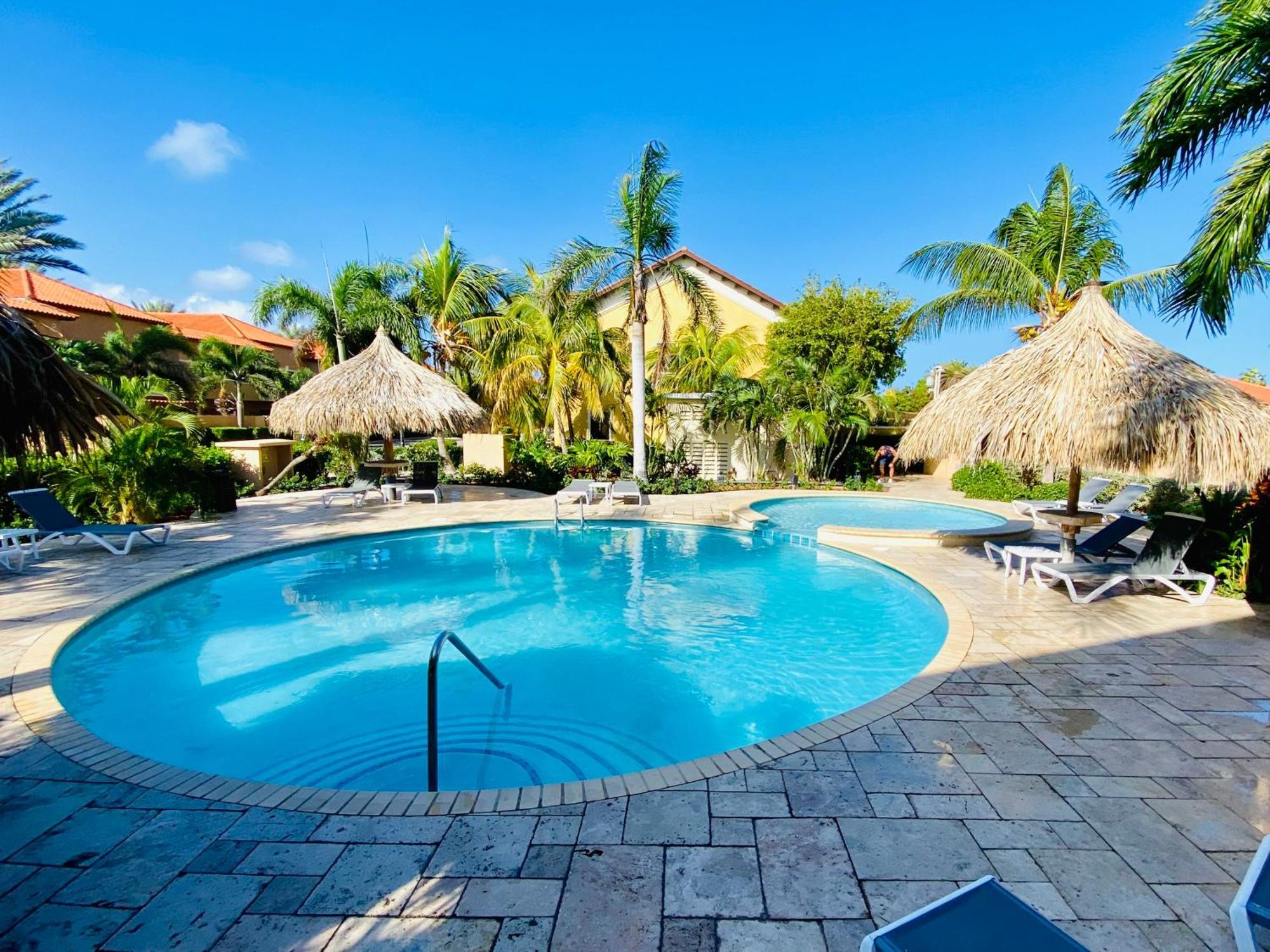 Вилла Casa Azure Aruba Палм Бич Экстерьер фото